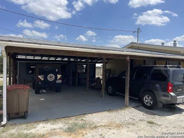 photo 3: 164 EASTER CT, Spring Branch TX 78070