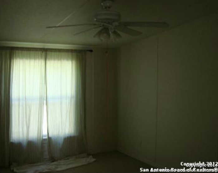 photo 2: 402 SLIGO ST, San Antonio TX 78223