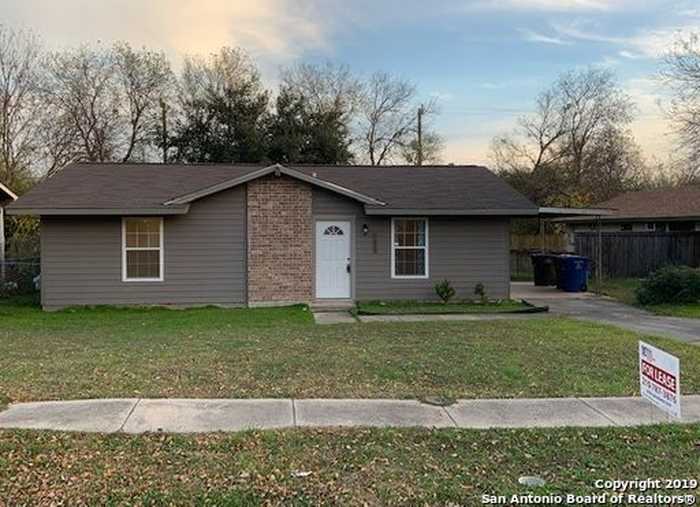 photo 1: 6022 CASTLE HUNT, San Antonio TX 78218