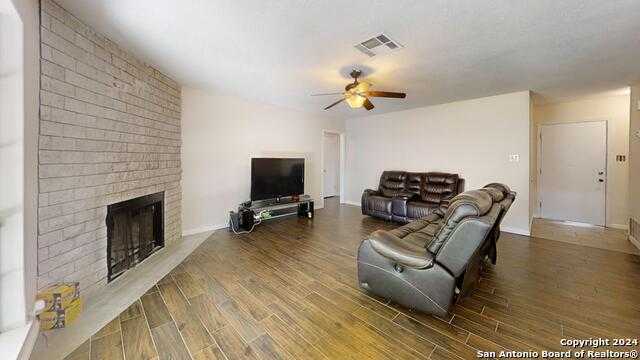 photo 3: 13835 Durwood St, San Antonio TX 78233