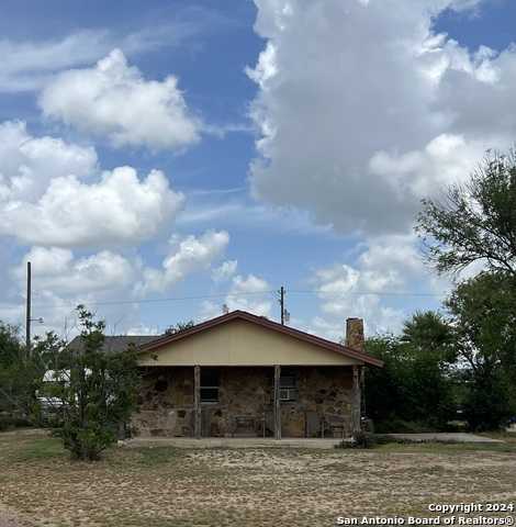 photo 1: 3511 HIGHWAY 85, Carrizo Springs TX 78834