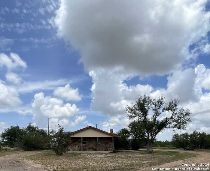 photo 11: 3511 HIGHWAY 85, Carrizo Springs TX 78834