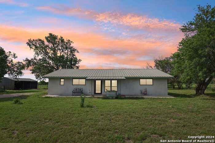 photo 2: 1035 Pine Meadow, Seguin TX 78155