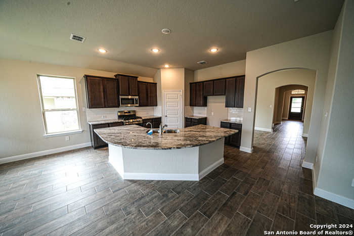 photo 2: 2216 meadow way, New Braunfels TX 78132