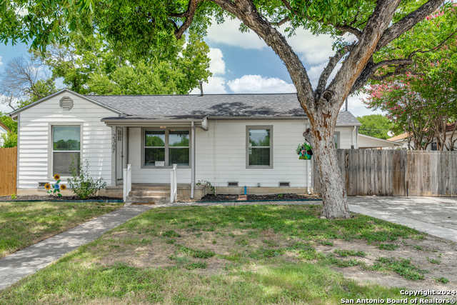 photo 1: 2307 W WOODLAWN AVE, San Antonio TX 78201