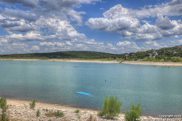 photo 3: 131 CEDAR TREE LN, Canyon Lake TX 78133