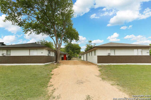 photo 1: 809/813 JOHN ADAMS DR, San Antonio TX 78228