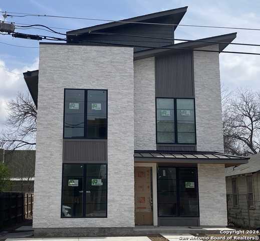 photo 1: 108 DOWDY ST, San Antonio TX 78204