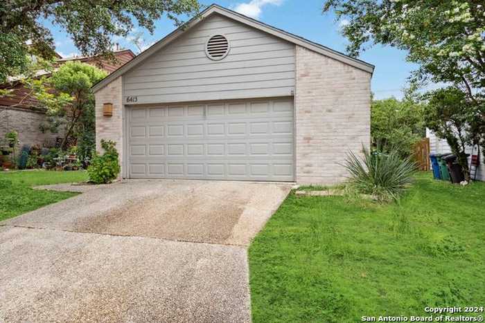 photo 1: 6413 Brookway Dr., San Antonio TX 78240