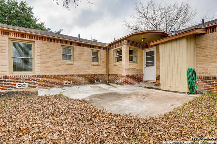 photo 24: 405 QUENTIN DR, San Antonio TX 78201