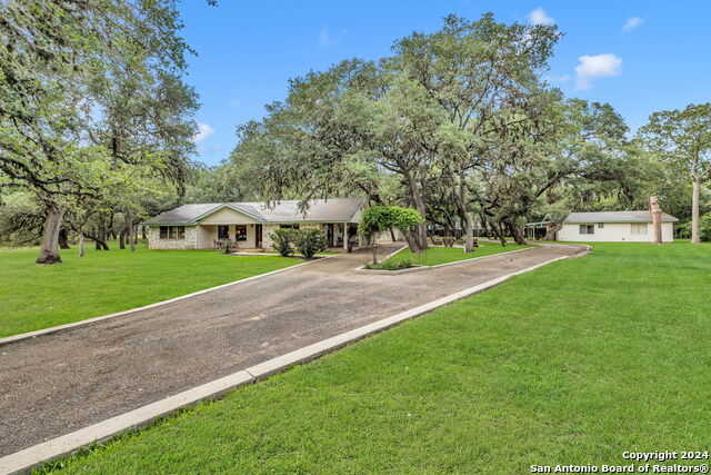 photo 1: 108 BAMBI DR, Boerne TX 78006