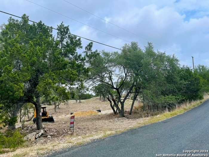 photo 2: 2219 Hiline Dr, Bulverde TX 78163