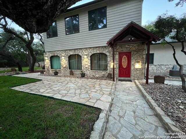 photo 3: 19412 GREENHILL DR, Helotes TX 78023