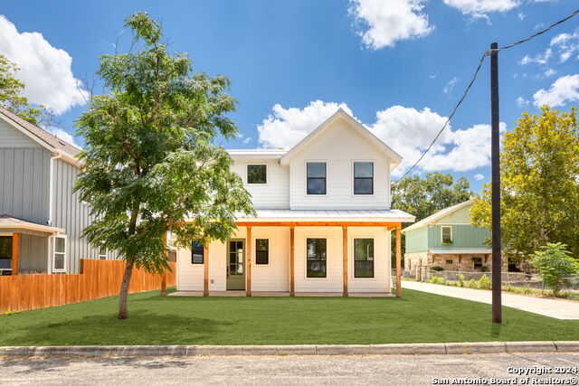 photo 1: 605 GRAHAM ST, Boerne TX 78006