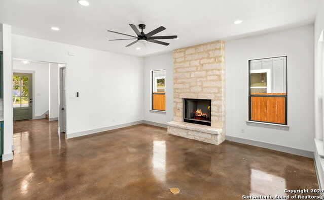 photo 2: 605 GRAHAM ST, Boerne TX 78006