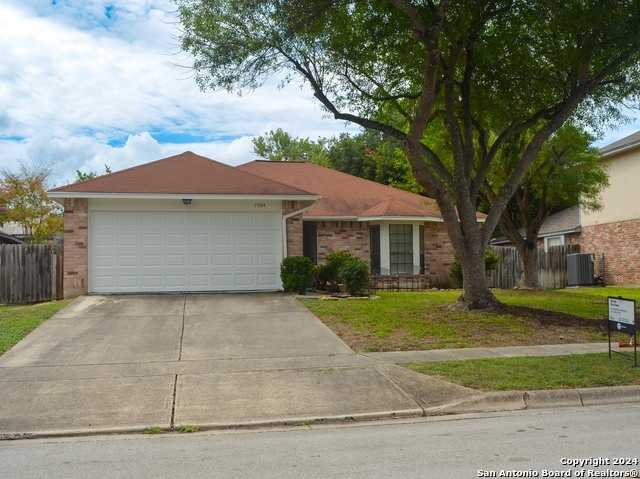 photo 1: 7504 FOREST EDGE, Live Oak TX 78233