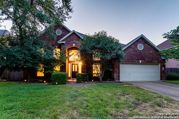 photo 2: 52 SPRING LAKE DR, San Antonio TX 78248