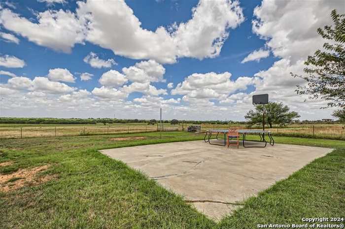 photo 26: 1625 Pittman Rd, St Hedwig TX 78152