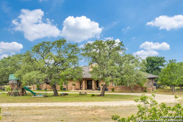 photo 3: 117 saddle view, Boerne TX 78006