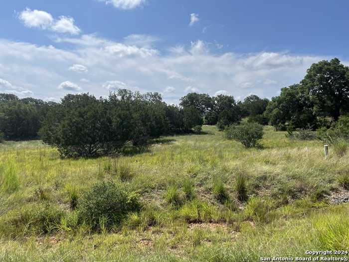 photo 1: 137, 138 Palomino, Bandera TX 78003