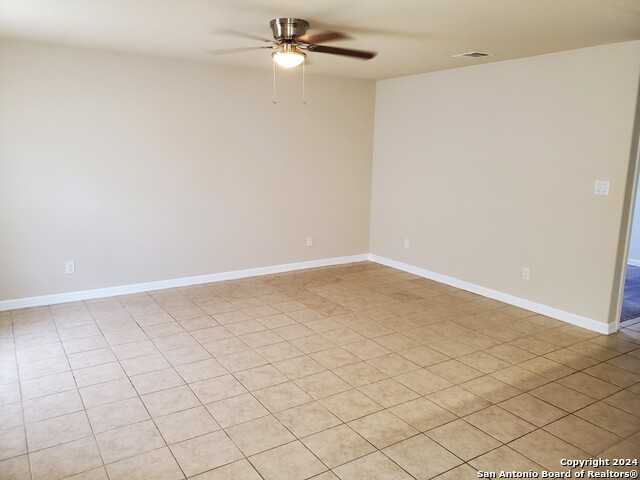 photo 3: 106 CARRANZA ST, San Antonio TX 78225