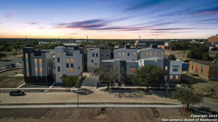 photo 1: 7936 Kennedy Hill Unit 6, San Antonio TX 78235