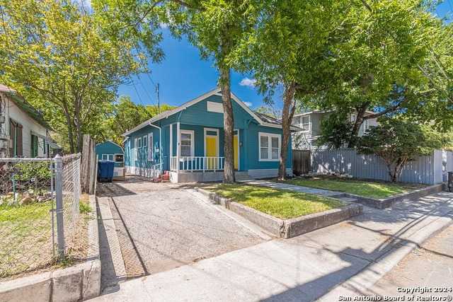 photo 1: 506 E ASHBY PL, San Antonio TX 78212