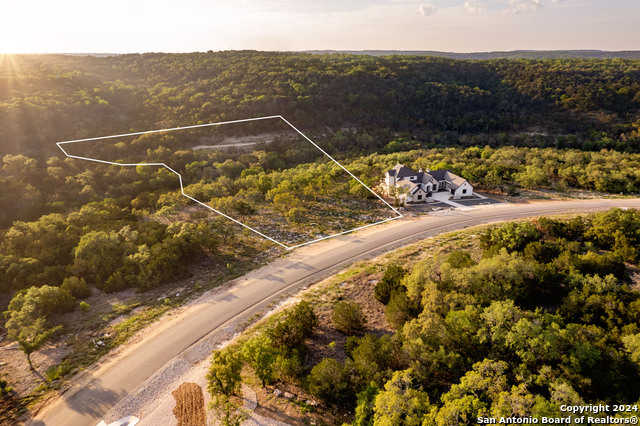 photo 3: 1333 POWDER RIDGE RD, New Braunfels TX 78132