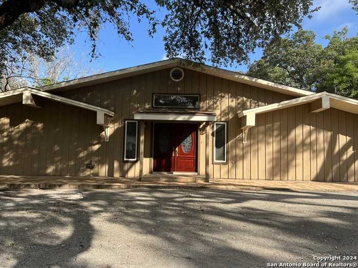 photo 1: 7019 W BEVERLY MAE DR, San Antonio TX 78229