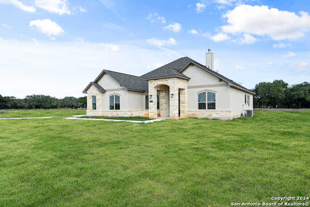 photo 3: 129 Pradera Ridge Dr, Floresville TX 78114