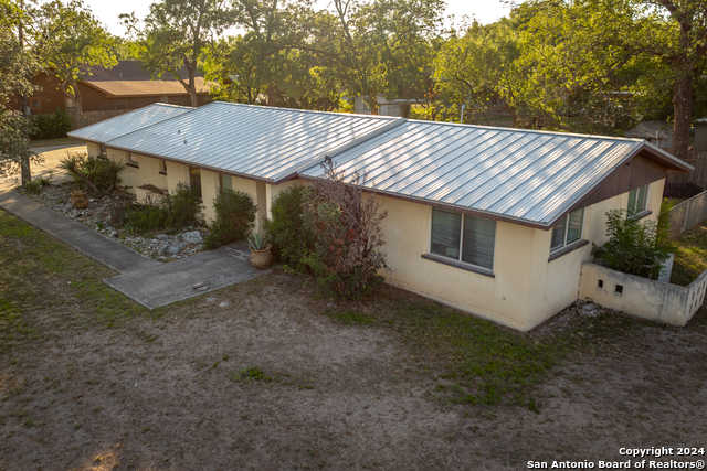 photo 1: 1112 Garner Field Rd, Uvalde TX 78801