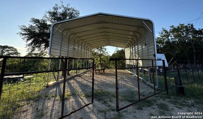 photo 2: 456 River Bend Road, Bandera TX 78003