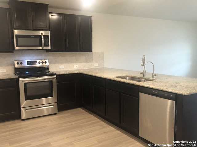 photo 3: 7515 Cepheus Park, San Antonio TX 78252