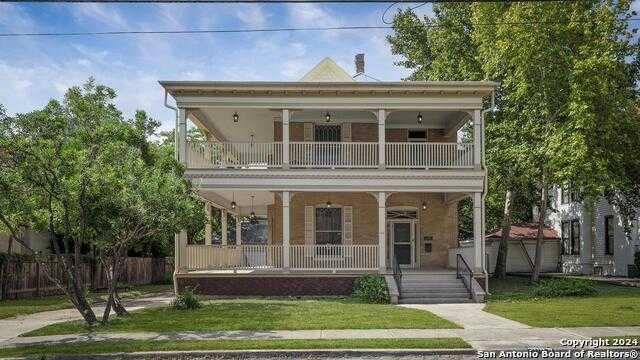 photo 2: 208 W Craig Place, San Antonio TX 78212