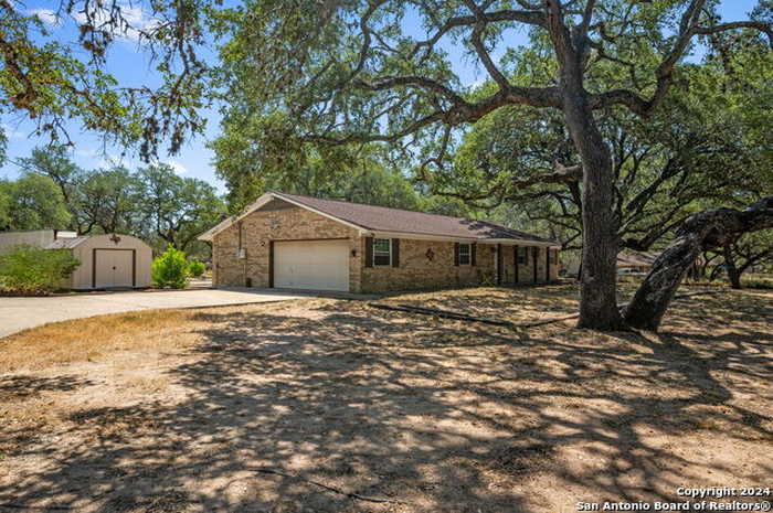 photo 1: 120 live oak, Pleasanton TX 78064