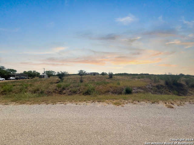 photo 3: 150 County Road 2665, Devine TX 78016