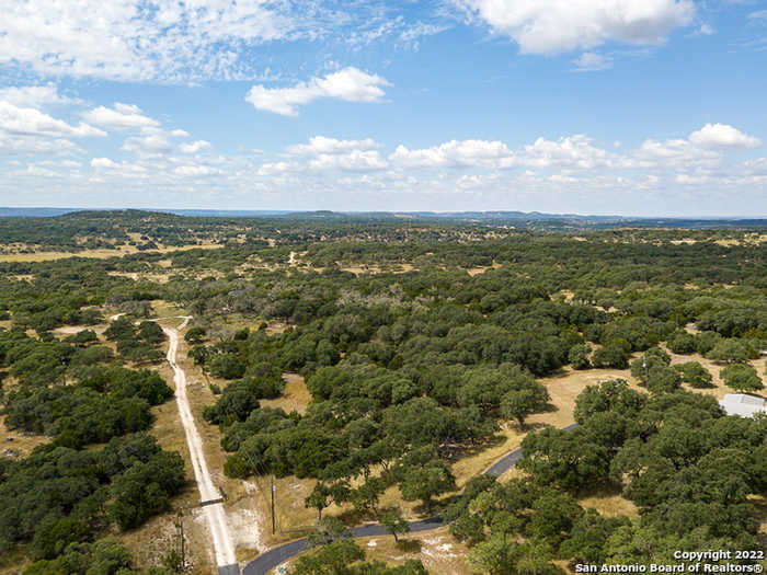 photo 16: 42 RUST LN, Boerne TX 78006