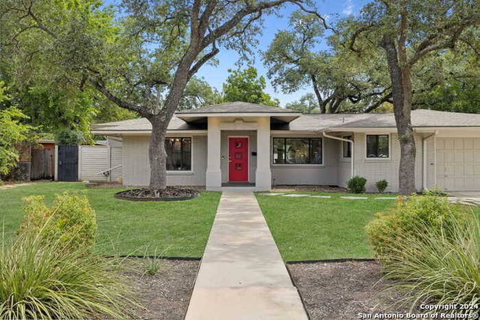 photo 1: 310 NORTHRIDGE DR, San Antonio TX 78209