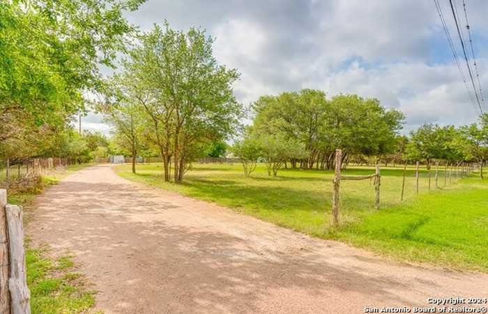 photo 1: 895 english hollow, Bandera TX 78003