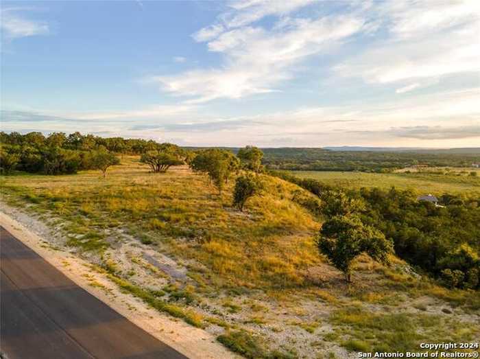 photo 2: 1853 Paradise Parkway, Canyon Lake TX 78133