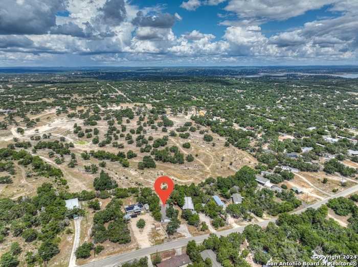 photo 48: 340 SIR WINSTON DR, Canyon Lake TX 78133