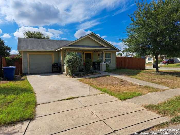 photo 1: 3030 IVY RIDGE LN, San Antonio TX 78224