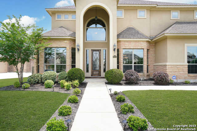 photo 3: 30531 Setterfeld Circle, Fair Oaks Ranch TX 78015