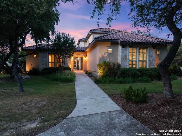 photo 1: 9006 HIGHLANDS CV, Boerne TX 78006