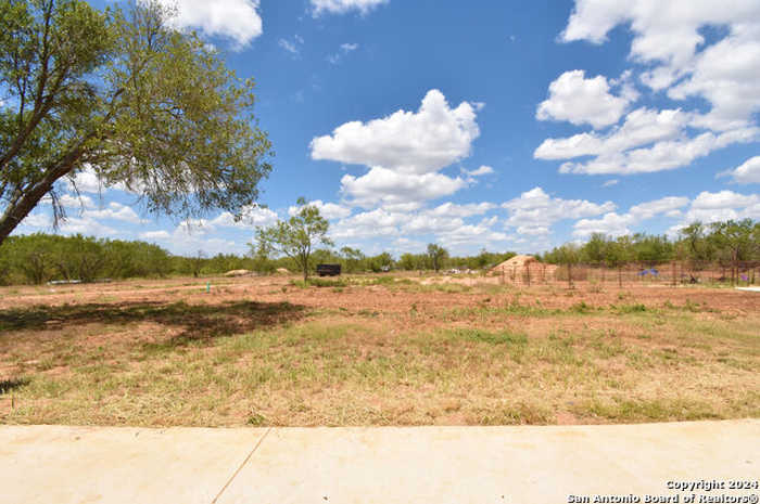 photo 38: 200 private road 6631, Devine TX 78016