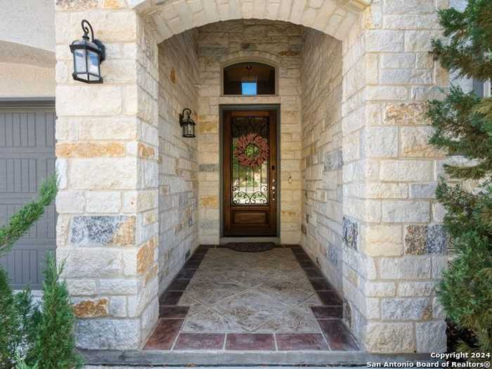 photo 2: 8722 VERSANT BLF, Boerne TX 78015