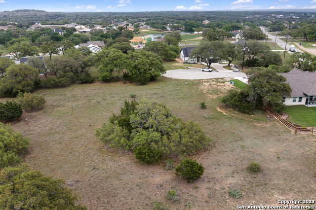 photo 3: 103 Steve Baker Ct, Blanco TX 78606