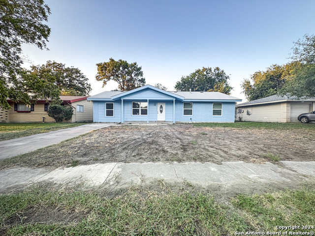 photo 3: 5043 Galahad Dr, San Antonio TX 78218