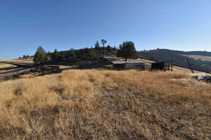 photo 2: 00 Ager Beswick Rd, Montague CA 96064