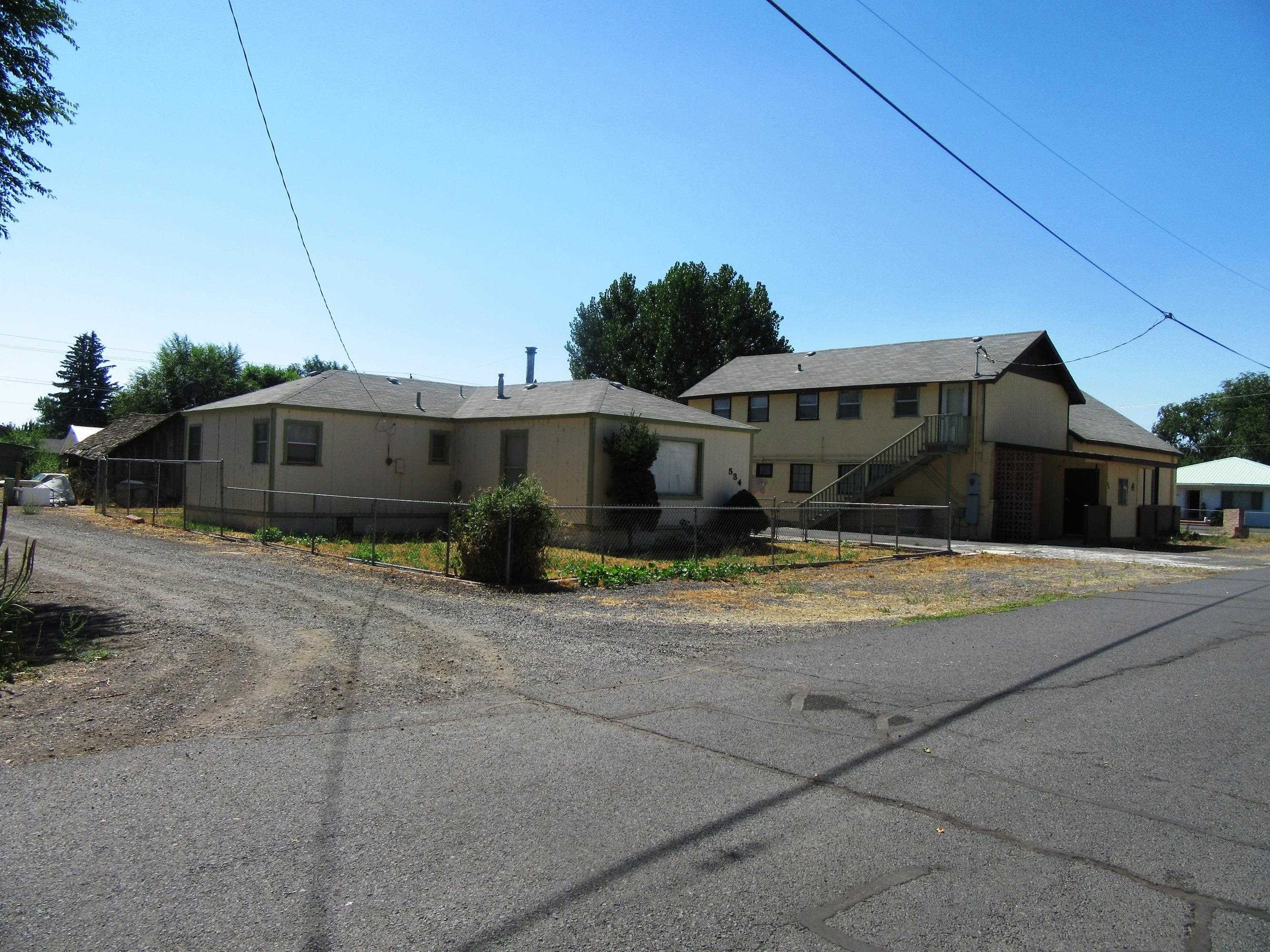 photo 1: 522 & 534 D St., Tulelake CA 96134